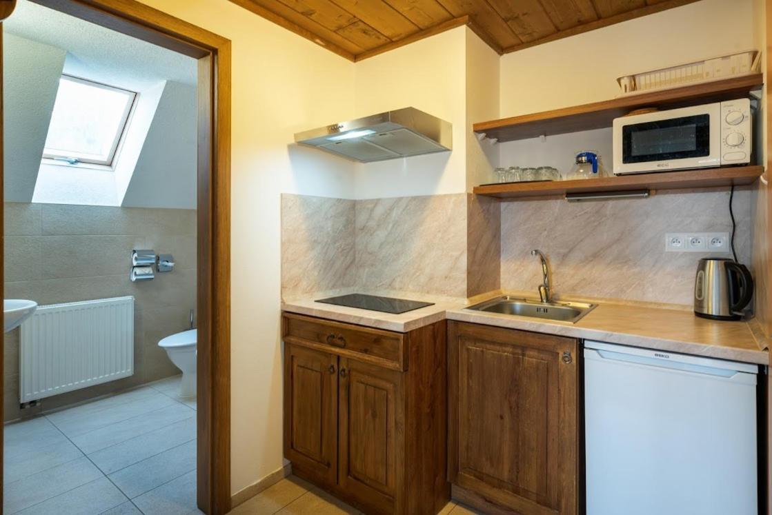 Apartmanovy Dom Vila Maros Pavčina Lehota 外观 照片