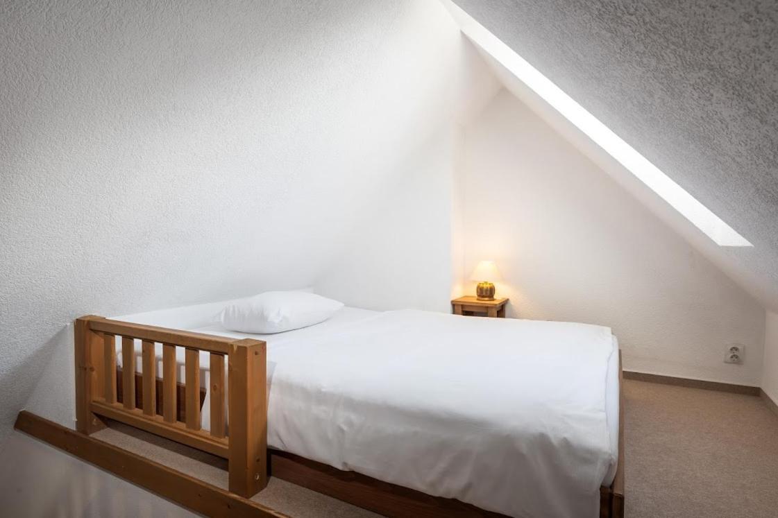 Apartmanovy Dom Vila Maros Pavčina Lehota 外观 照片