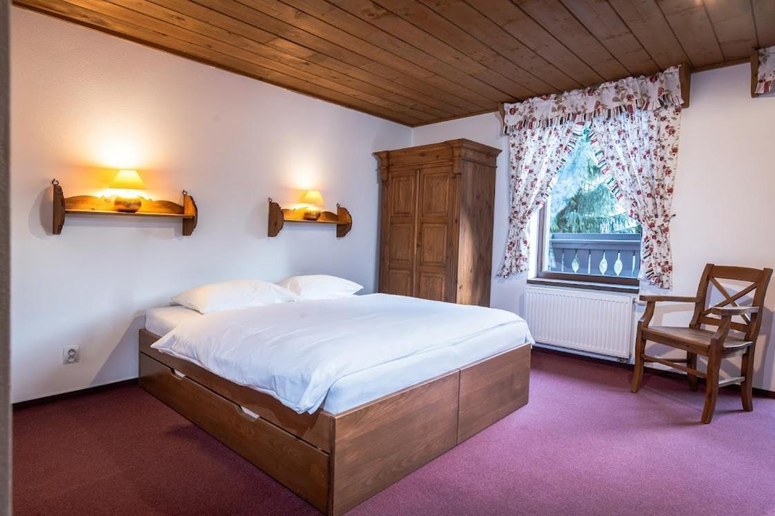 Apartmanovy Dom Vila Maros Pavčina Lehota 外观 照片