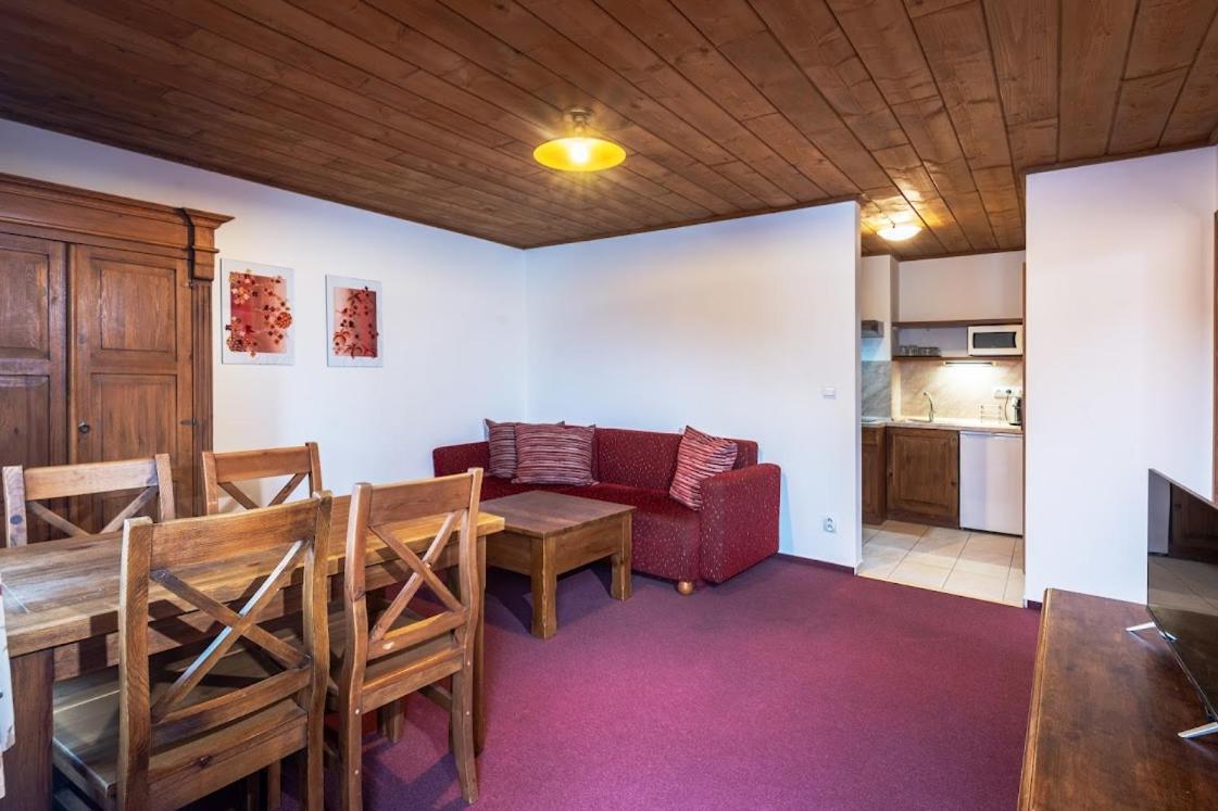 Apartmanovy Dom Vila Maros Pavčina Lehota 外观 照片